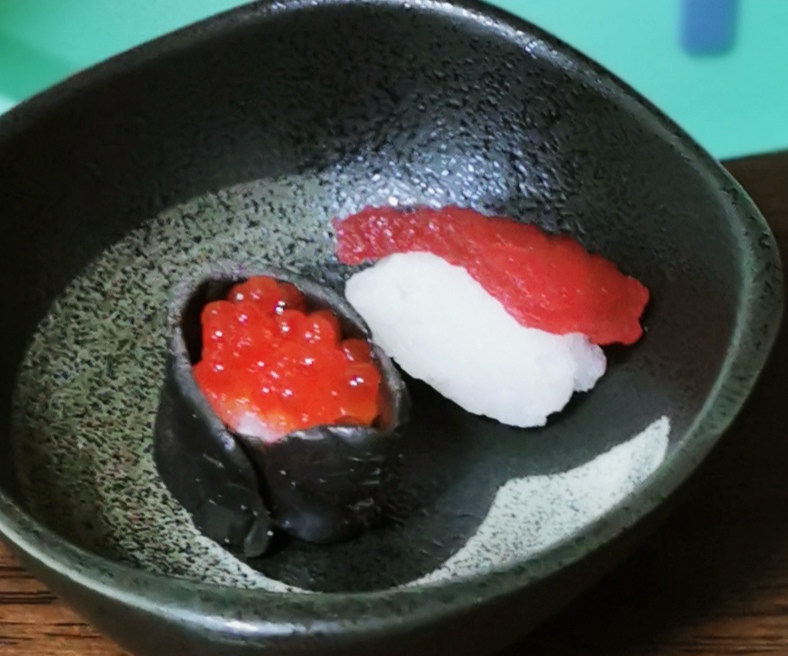 完成したクラシエの知育菓子「たのしいおすしやさん」