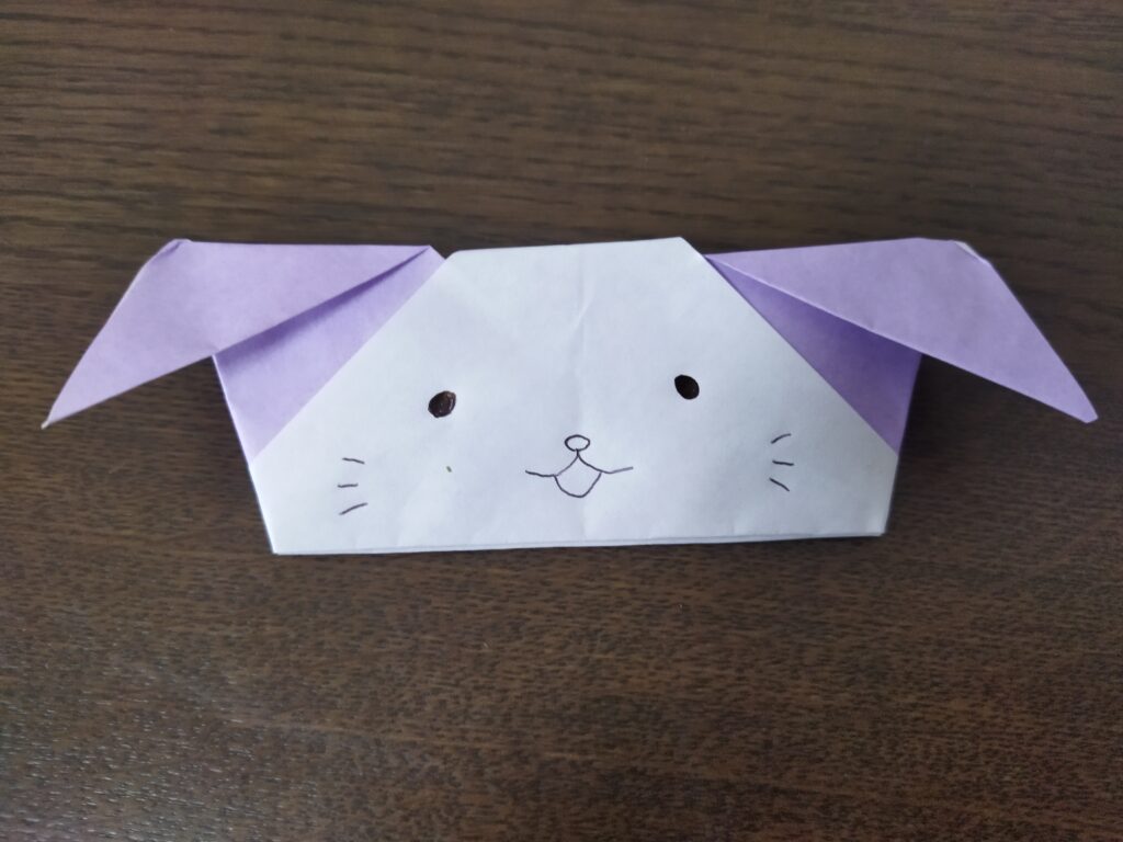 折り紙で作った指人形