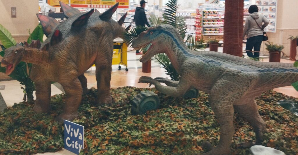 ビバシティ彦根の恐竜パーク