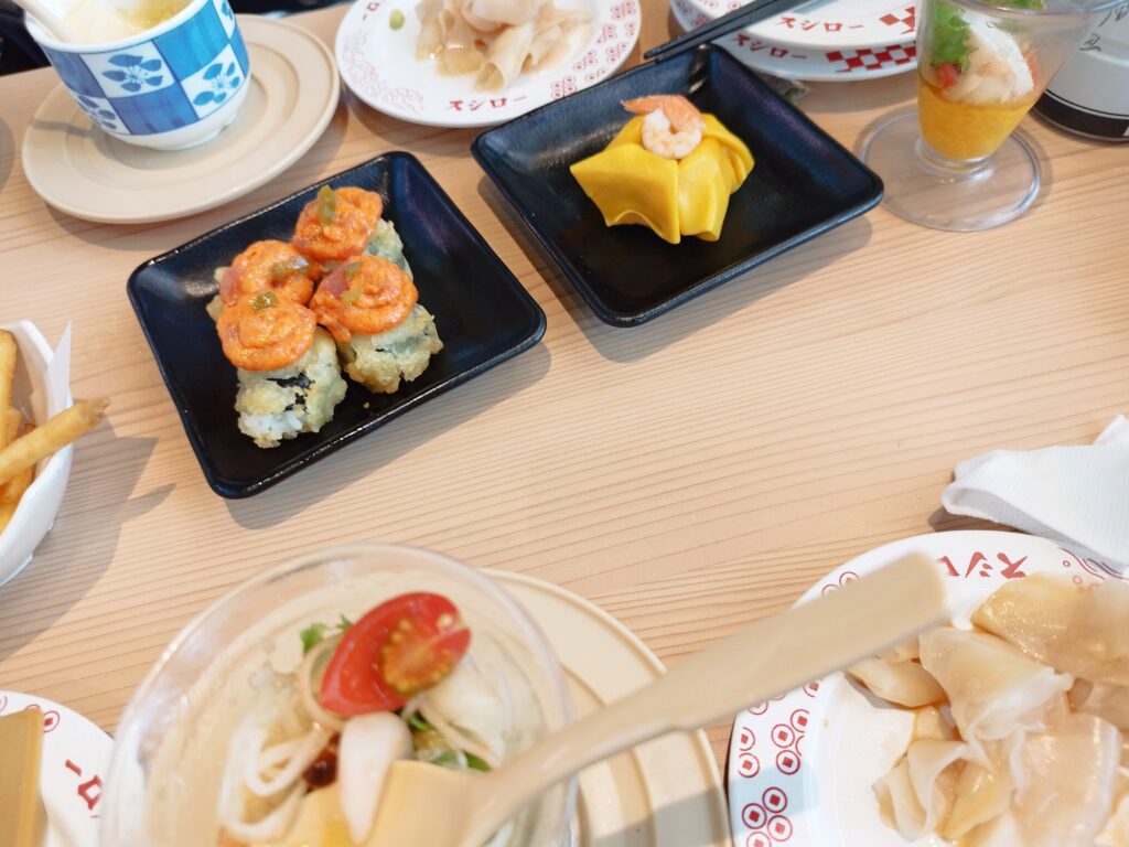 クリームチーズの揚げ巻きスパイシーツナのせ