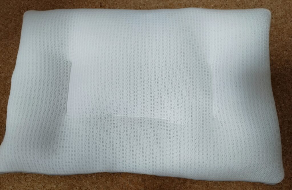 呼吸する小学生の枕【エスメラルダ】の本体裏面