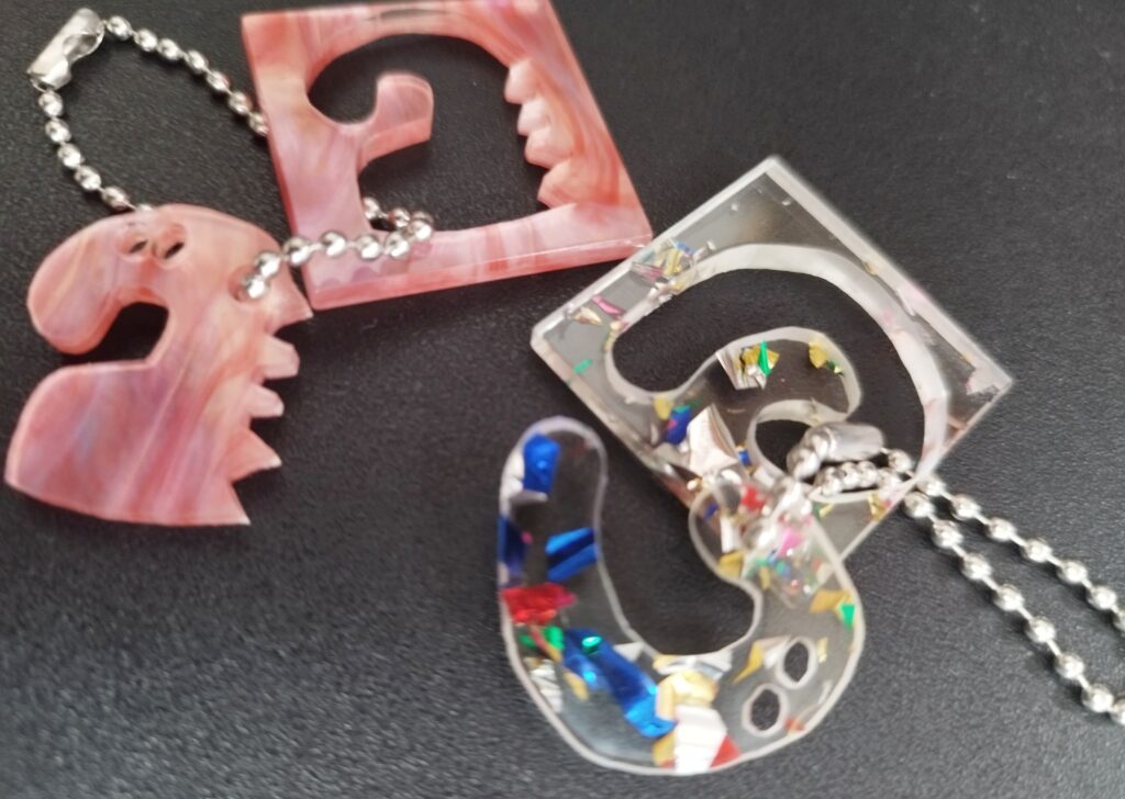 ジュノパークのアクティビティ「再生ものづくりラボ」でもらえるキーホルダー